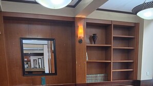 Unclassified image, 3 of 42, button - Clarion Hotel & Suites (Mount Laurel)