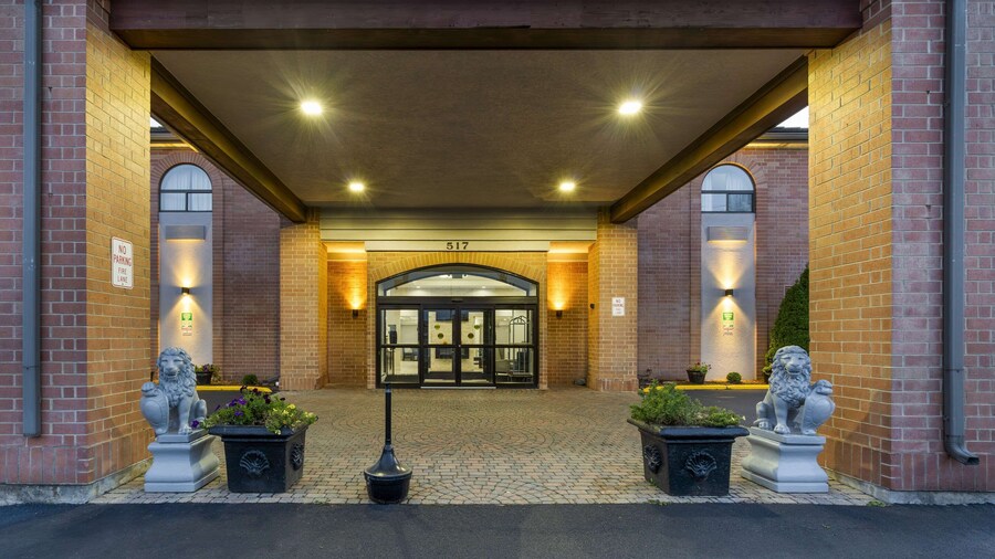 Comfort Inn & Suites Mundelein-Vernon Hills