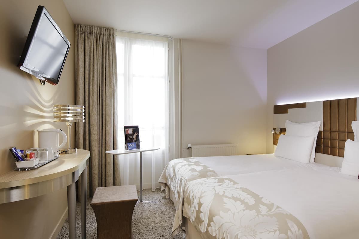 Superior Twin Room, 2 Single Beds | In-room safe, desk, blackout curtains, iron/ironing board