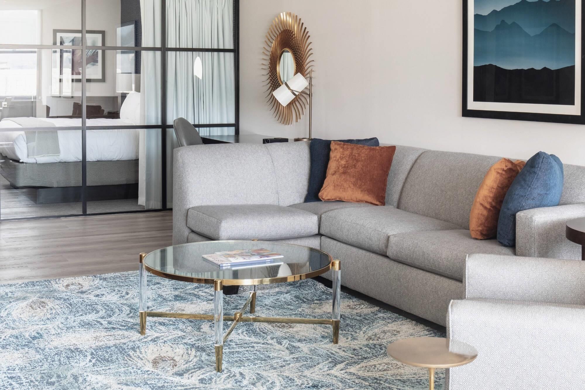 华丽套房, 1 张特大床和 1 张沙发床, 无烟房, 城市景观 | 埃及棉床单、高档床上用品、羽绒被、加厚床垫