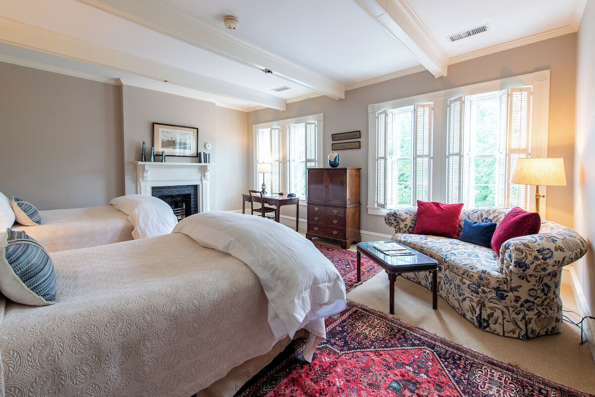 deluxe room, 2 double beds | 1 bedroom, premium bedding, pillow-top beds, in-room safe