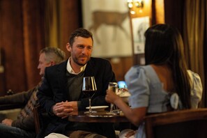 Se sirven almuerzos, cenas y brunch