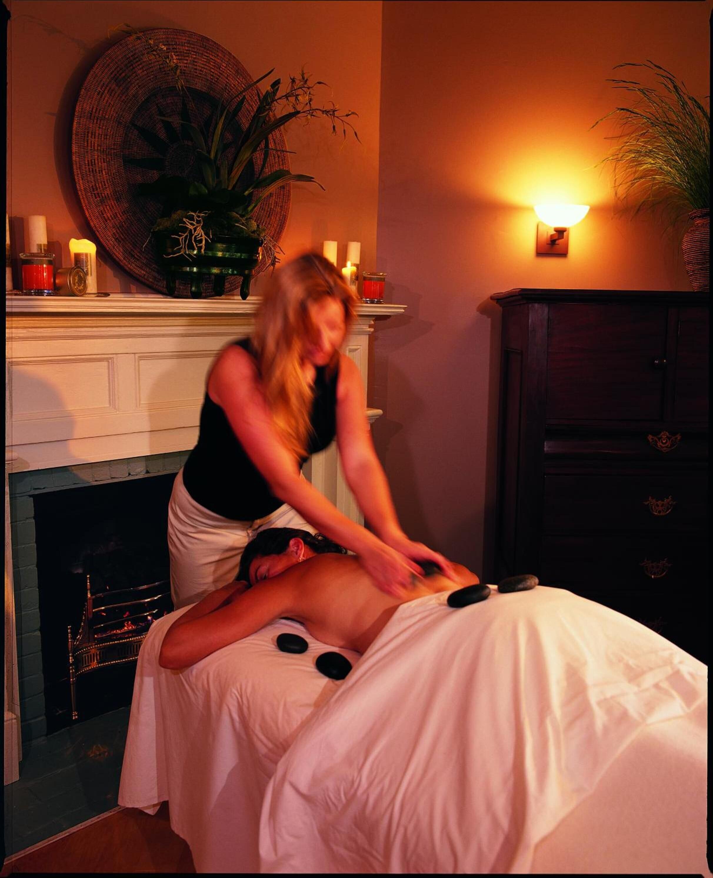 body treatments, hot stone massages, deep-tissue massages