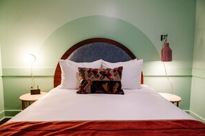 Double Queen Suite (24/7 Front Desk)