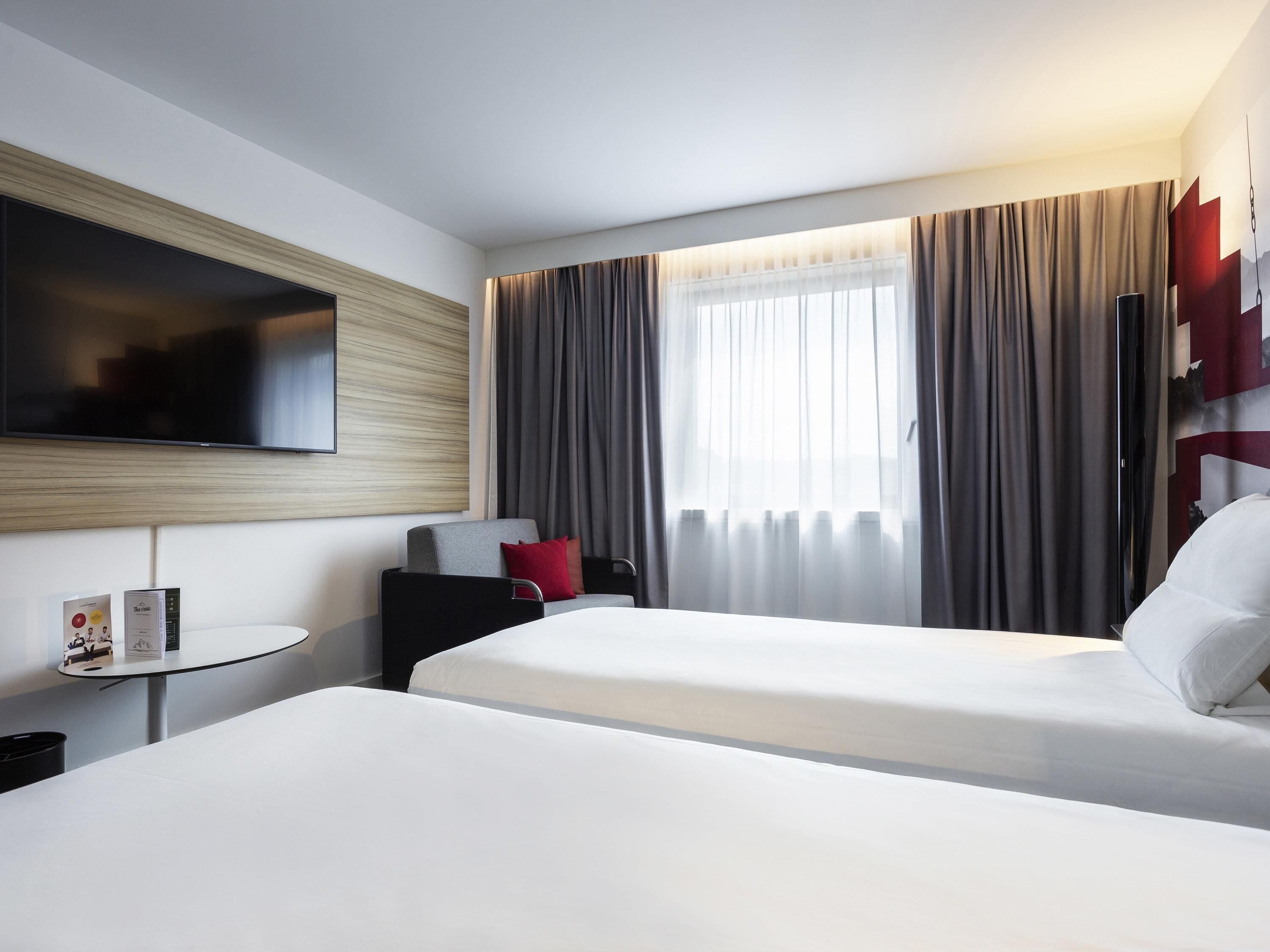 Superior Room, 2 Twin Beds | 1 bedroom, premium bedding, minibar, in-room safe