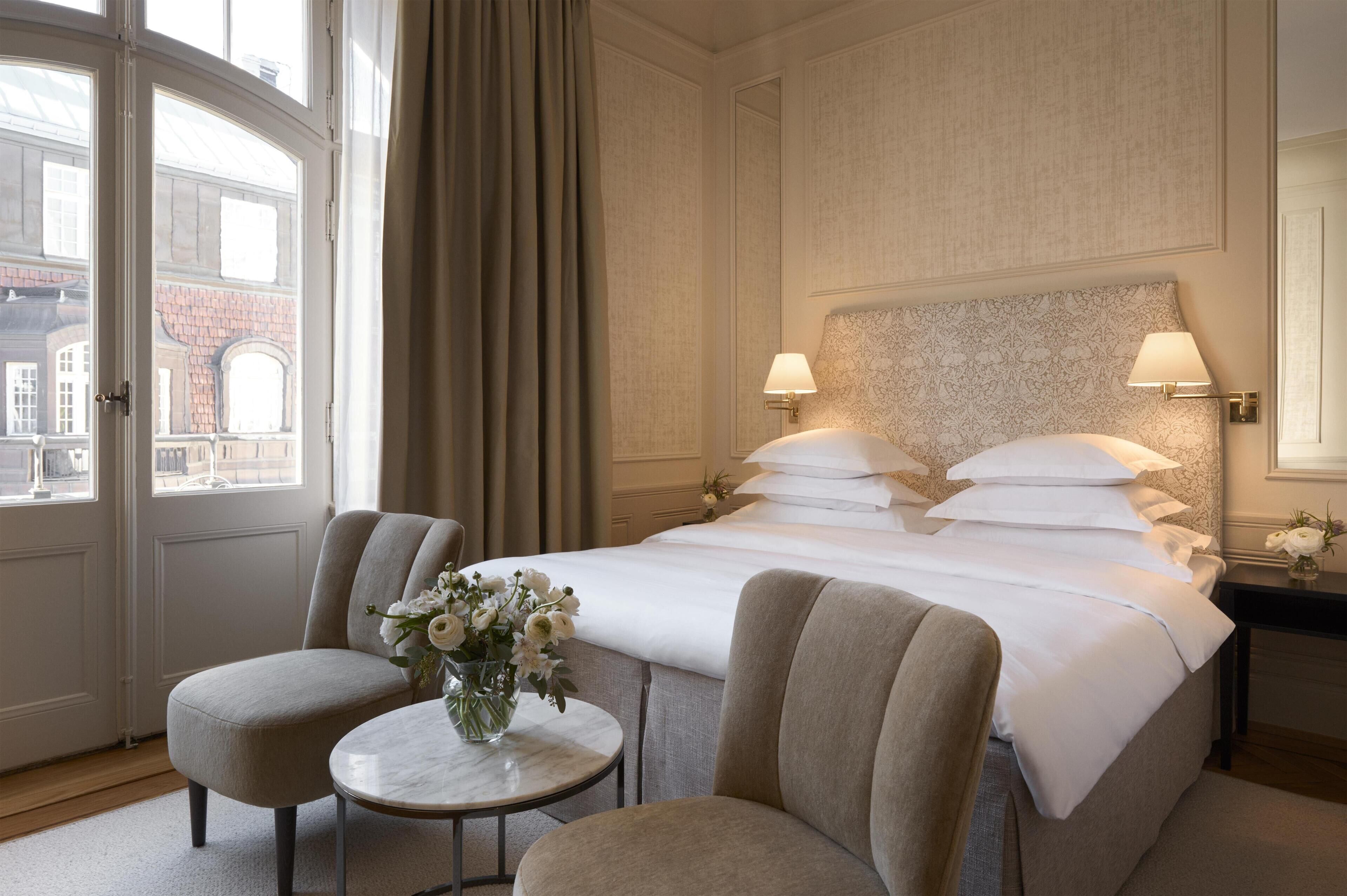 Superior Balcony Room | Minibar, värdeförvaringsskåp på rummet och individuell inredning