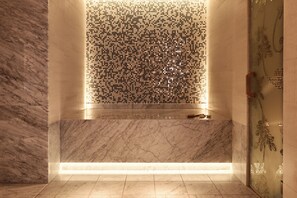 Baño turco/hammam, tratamientos corporales, masajes de tejido profundo 