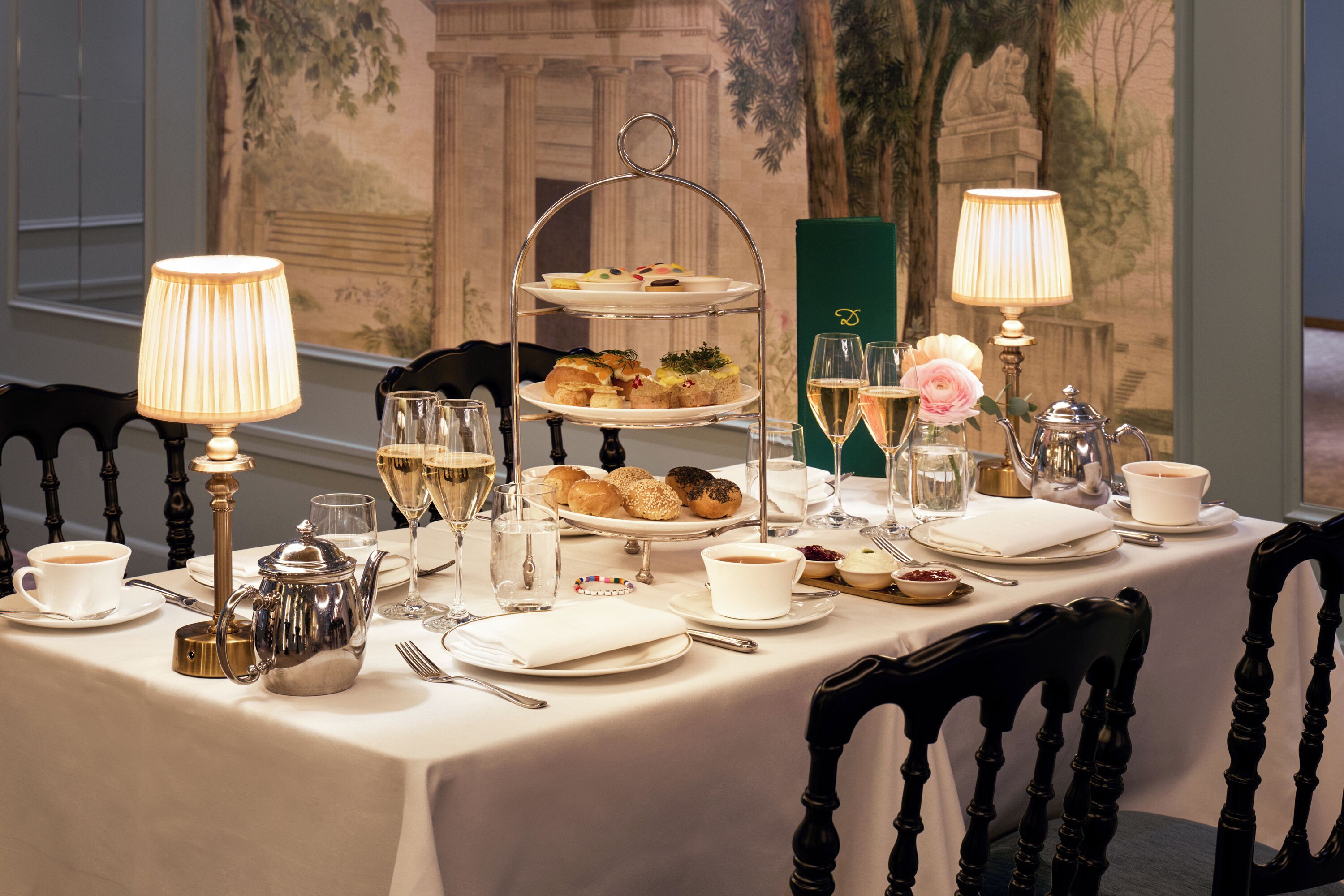 breakfast, lunch, dinner served; sea views