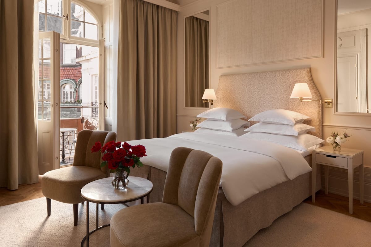 Superior Balcony Room | Minibar, coffres-forts dans les chambres, décoration personnalisée