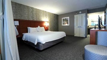 Ropa de cama hipoalergénica, colchones con pillow-top y escritorio