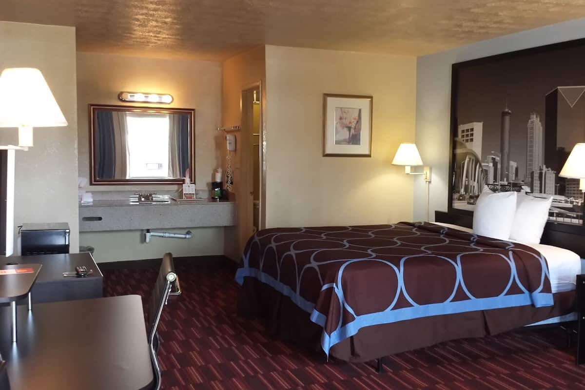 Premium bedding, down comforters, pillowtop beds, desk