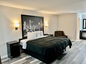 Chambre Deluxe, 1 très grand lit, non-fumeurs | Literie de qualité supérieure, couette en duvet d'oie, surmatelas