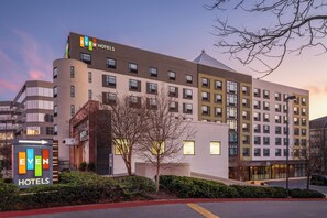 Exterior - EVEN Hotel Rockville - Washington DC Area by IHG (Rockville)