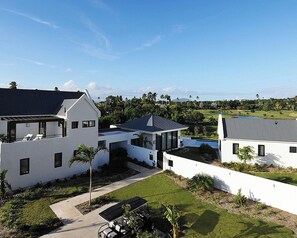4 Bedroom Pinneys Beach Villa | Hypo-allergenic bedding, minibar, in-room safe, iron/ironing board