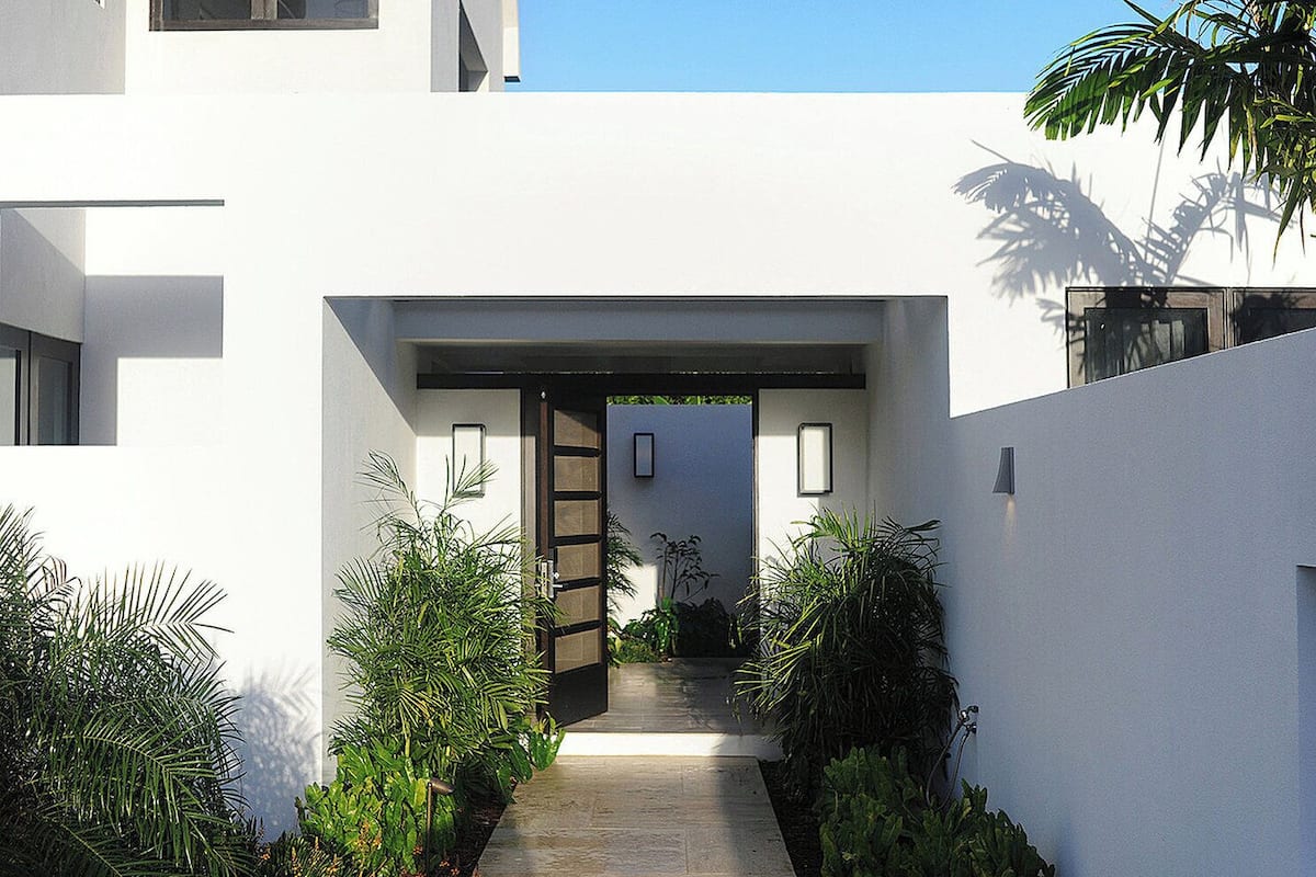 Ropa de cama hipoalergénica y minibar