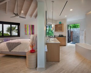 One Bedroom Stewarts Plunge Pool Studio | Hypo-allergenic bedding, minibar, in-room safe, laptop workspace