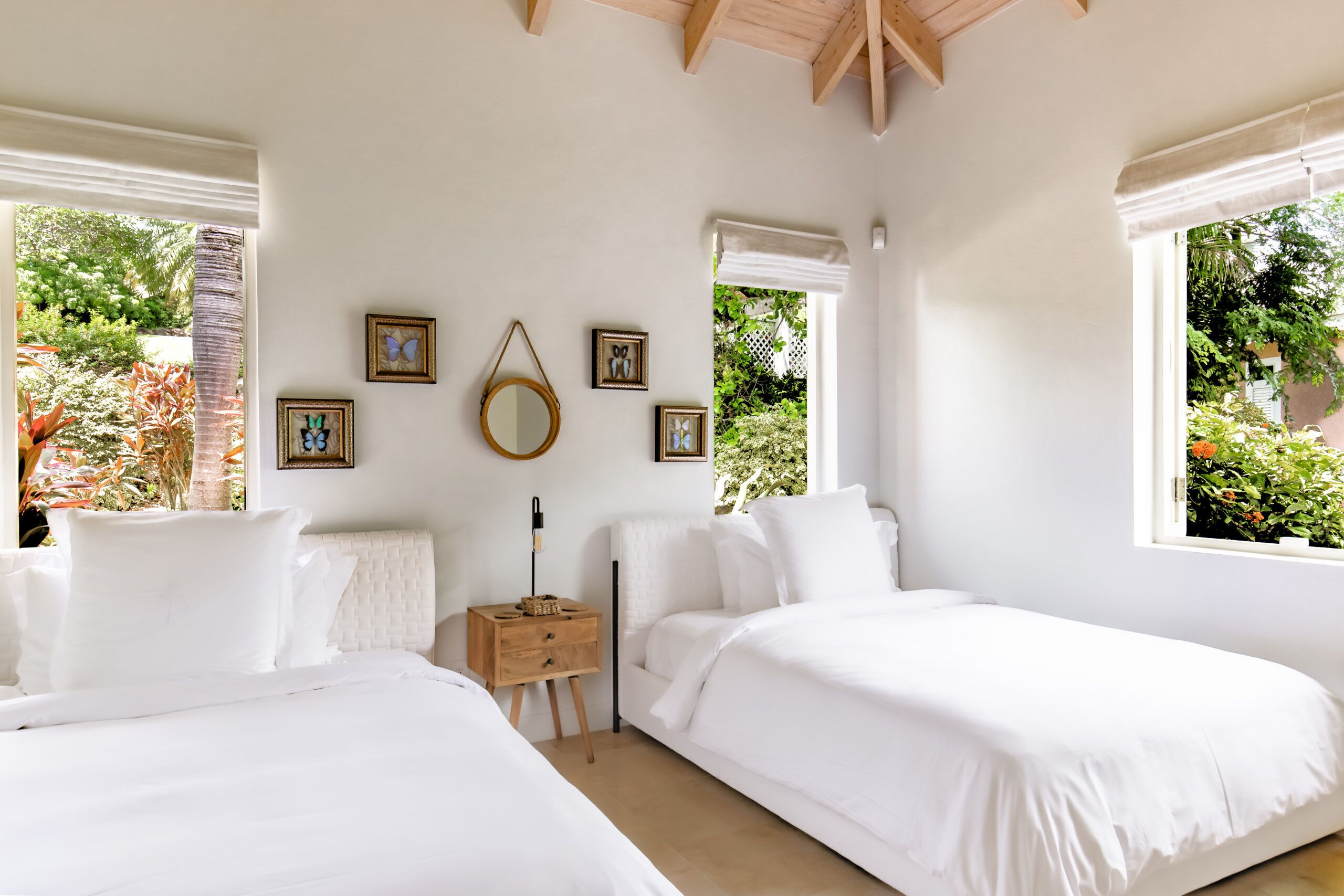 three bedroom palm grove villa | hypo-allergenic bedding, minibar, in-room safe, iron/ironing board