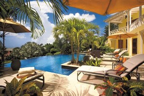 Four Bedroom Sunset Hill Villa | Private pool