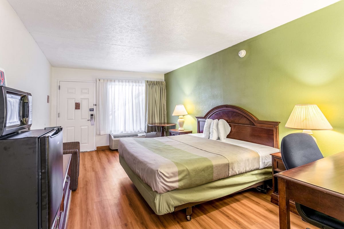 Wifi gratis y ropa de cama