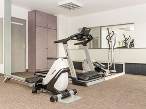 Fitness facility - ibis Falaise Coeur de Normandie (Falaise)