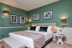 Minibar, in-room safe, individually furnished, desk