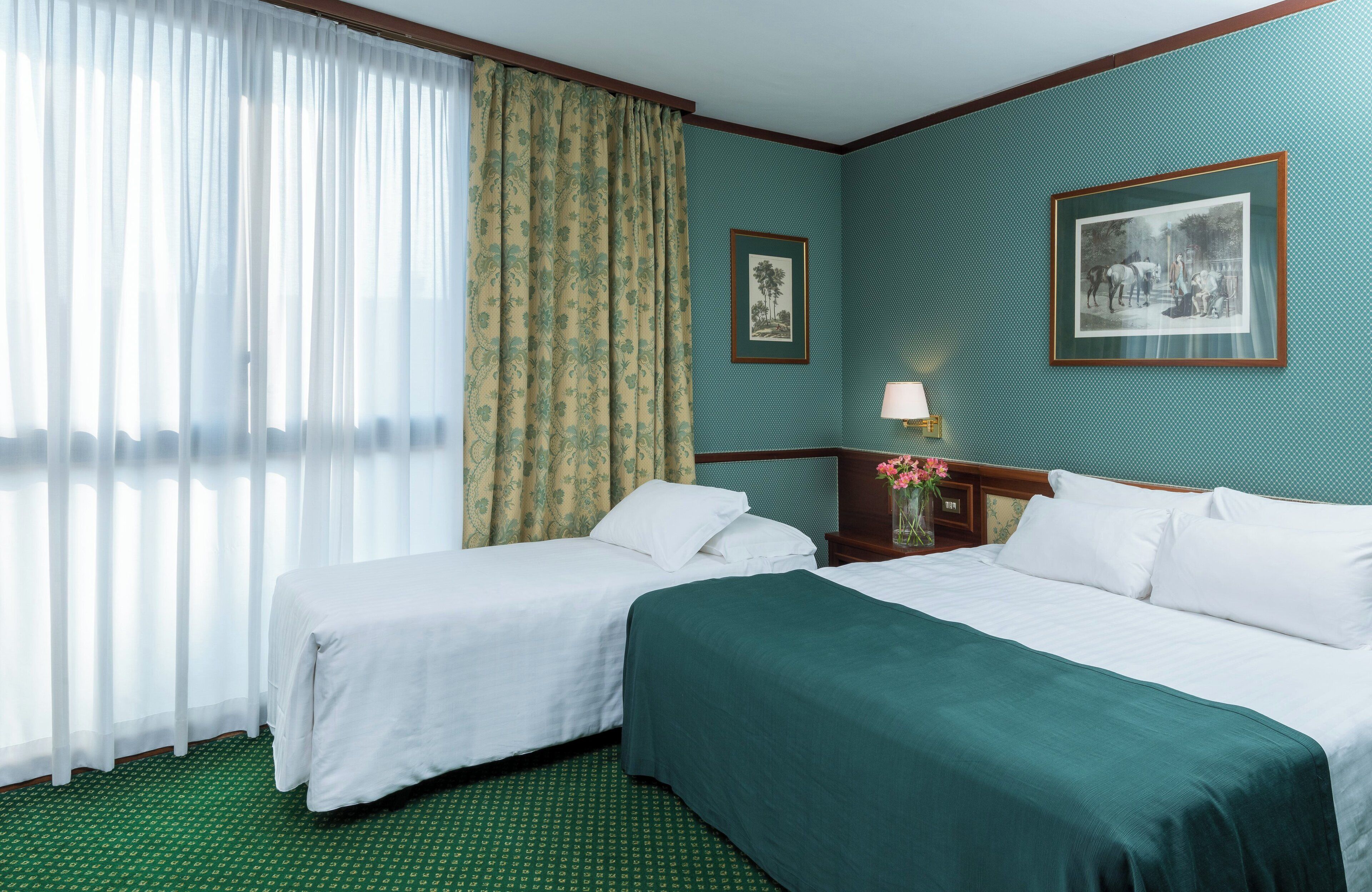 Minibar, in-room safe, individually furnished, desk