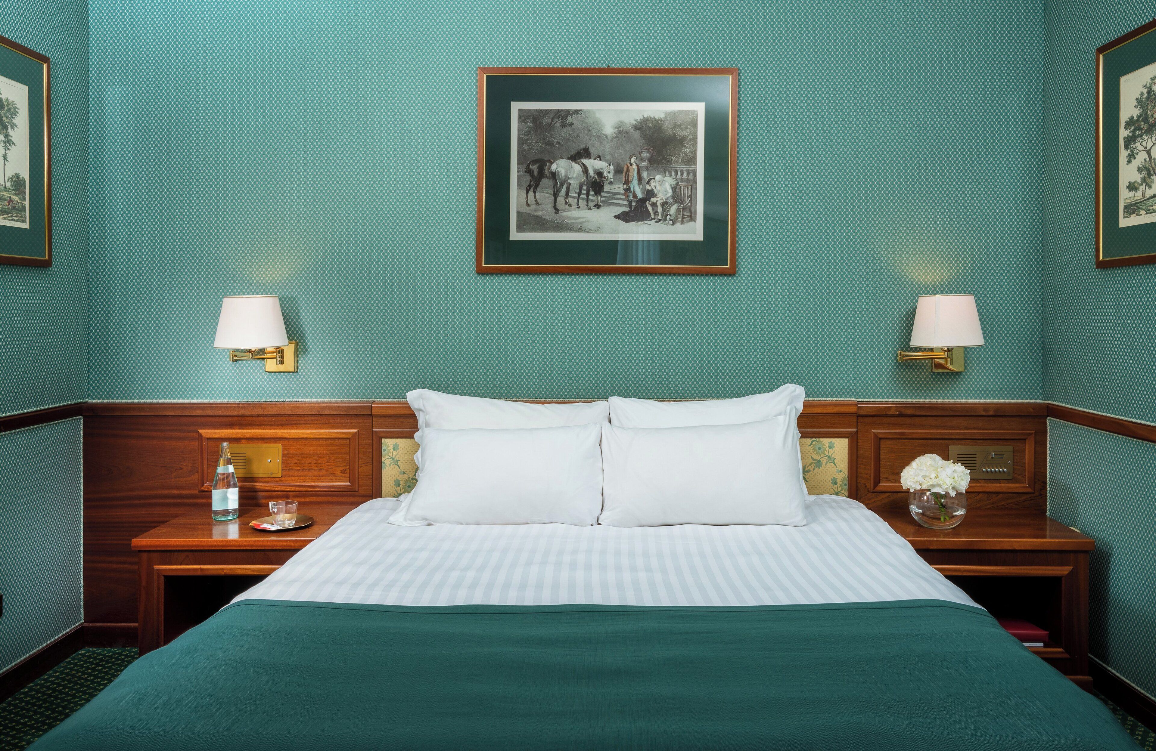 superior room | minibar, in-room safe, individually furnished, desk