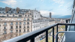 Minibar, coffres-forts dans les chambres, ameublement personnalisé