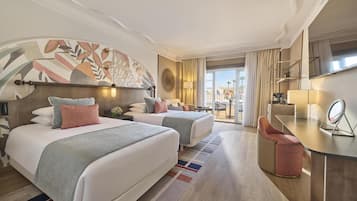 Luxe beddengoed, donzen dekbedden, bedden met traagschuimmatras
