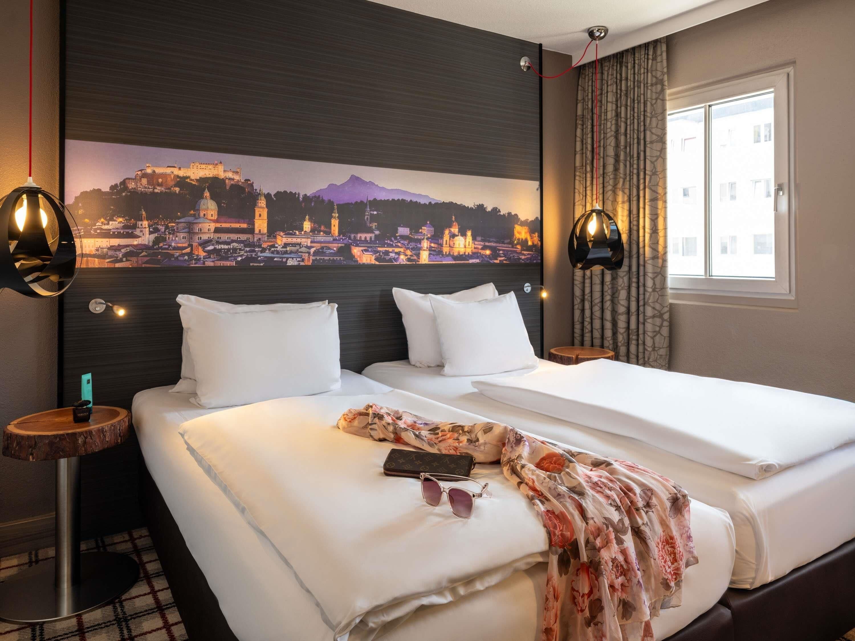 Superior Double Room | Hypo-allergenic bedding, in-room safe, desk, laptop workspace