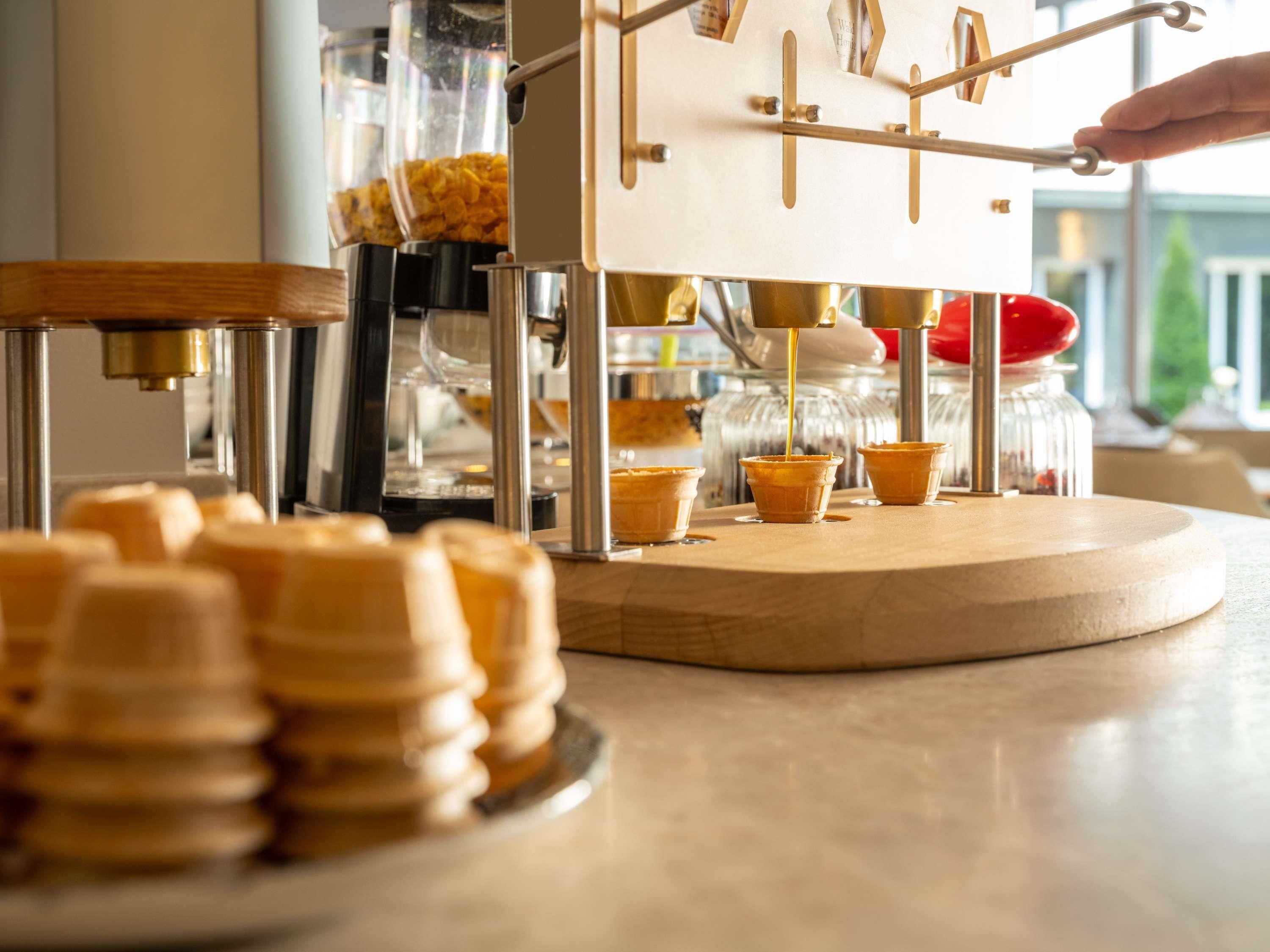 Petit déjeuner buffet servi tous les jours en supplément