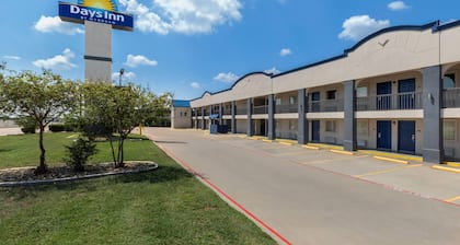 Days Inn by Wyndham Temple