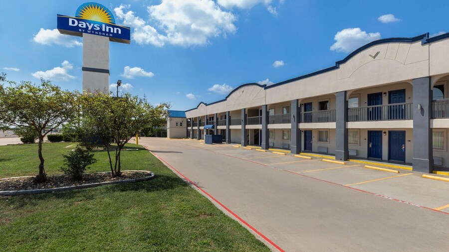 Days Inn by Wyndham Temple