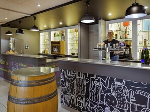 Restaurant - ibis Lyon Sud Saint Rambert d'Albon (Saint-Rambert-d'Albon)