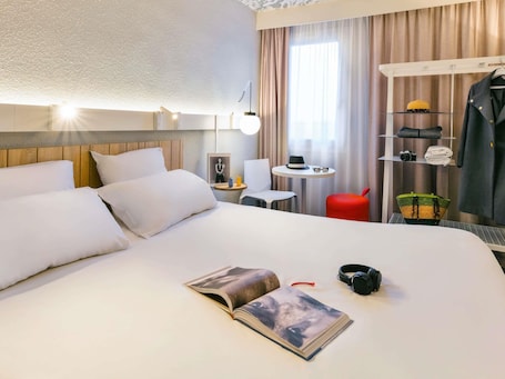 Standard Room, 1 Double Bed. ibis Lyon Sud Saint Rambert d'Albon