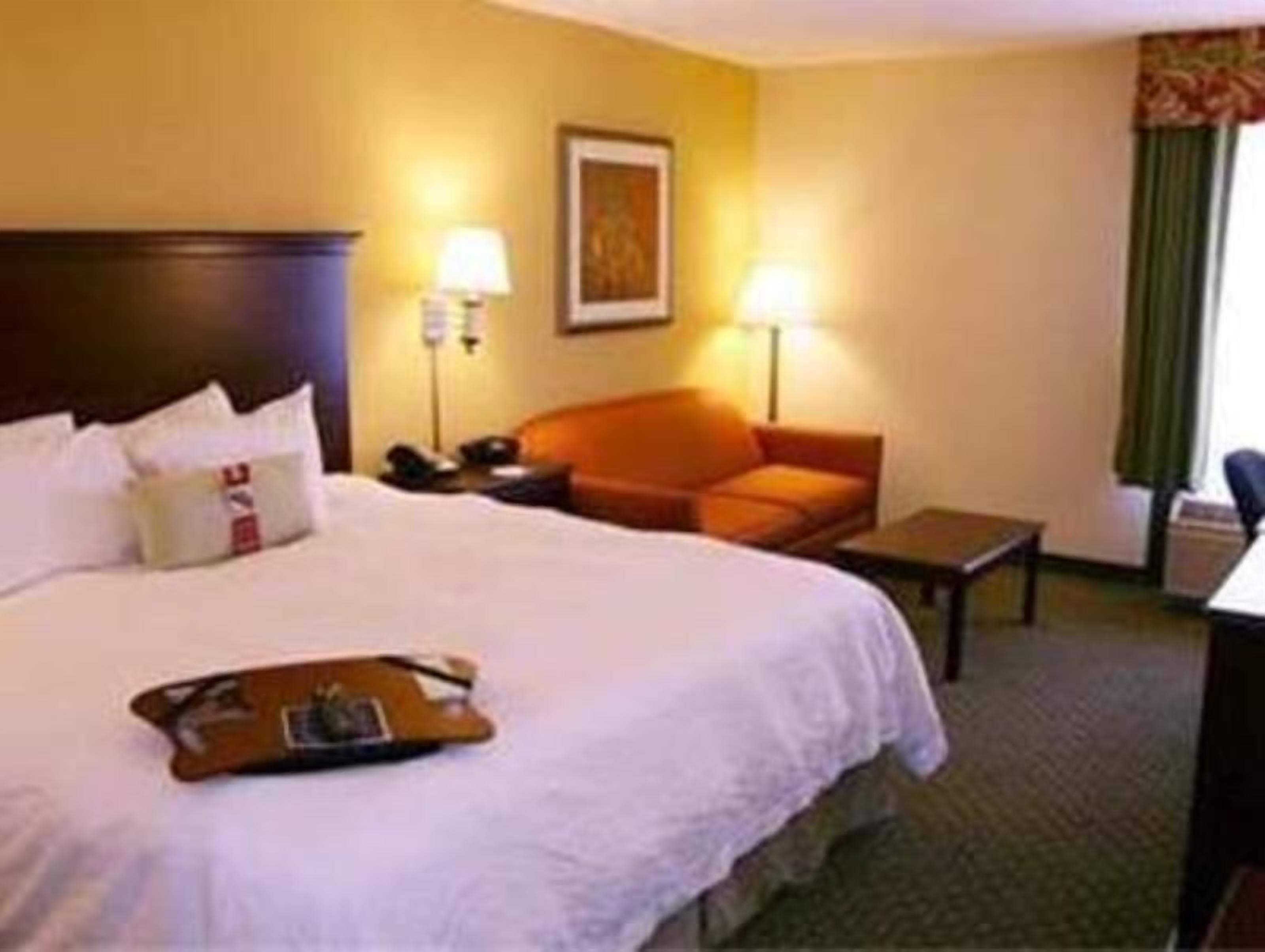 Iron/ironing board, free WiFi, bed sheets, alarm clocks