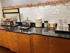 Free daily buffet breakfast