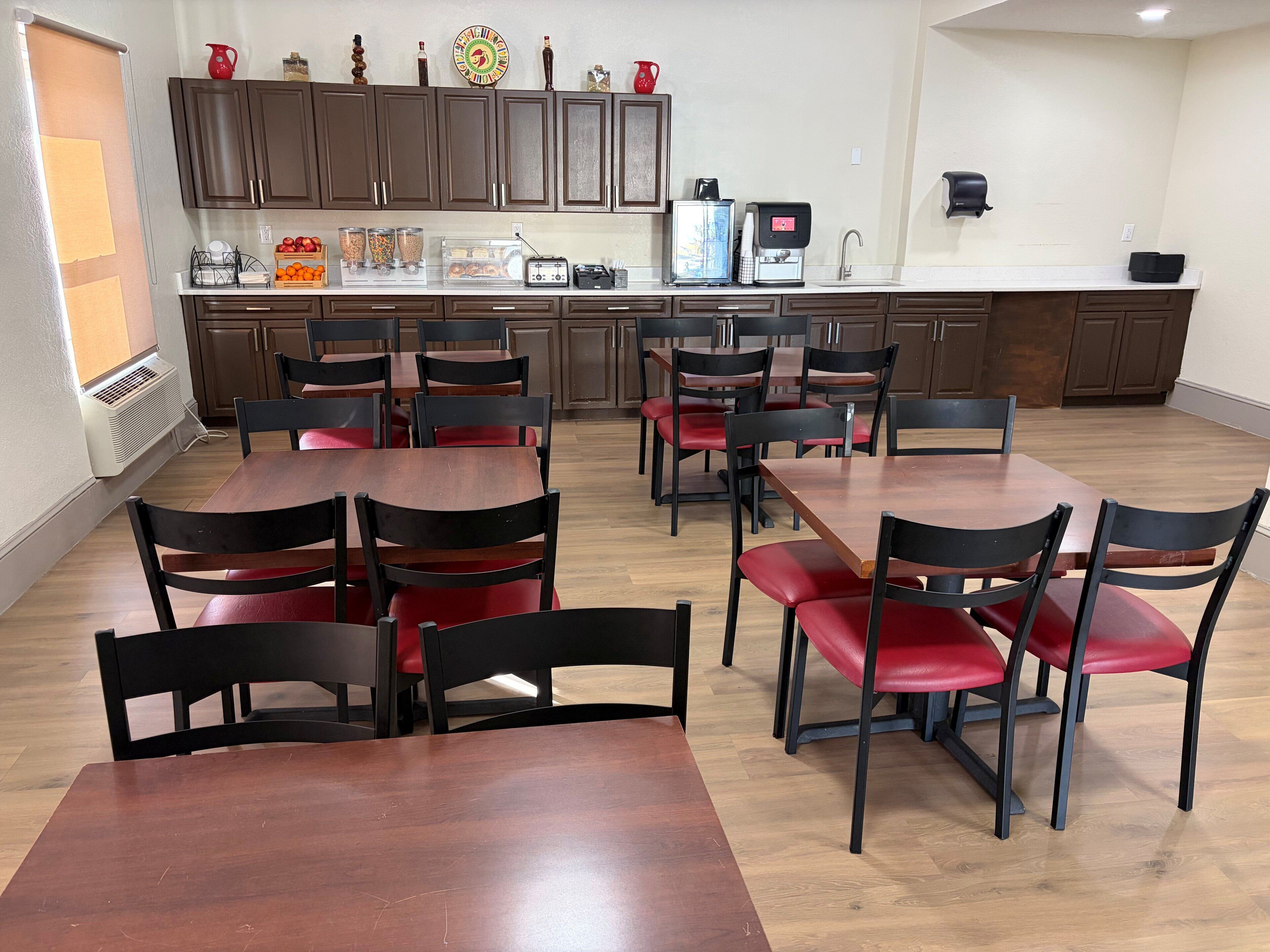 Foto - HomeTowne Studios by Red Roof Richmond, VA - W Broad St