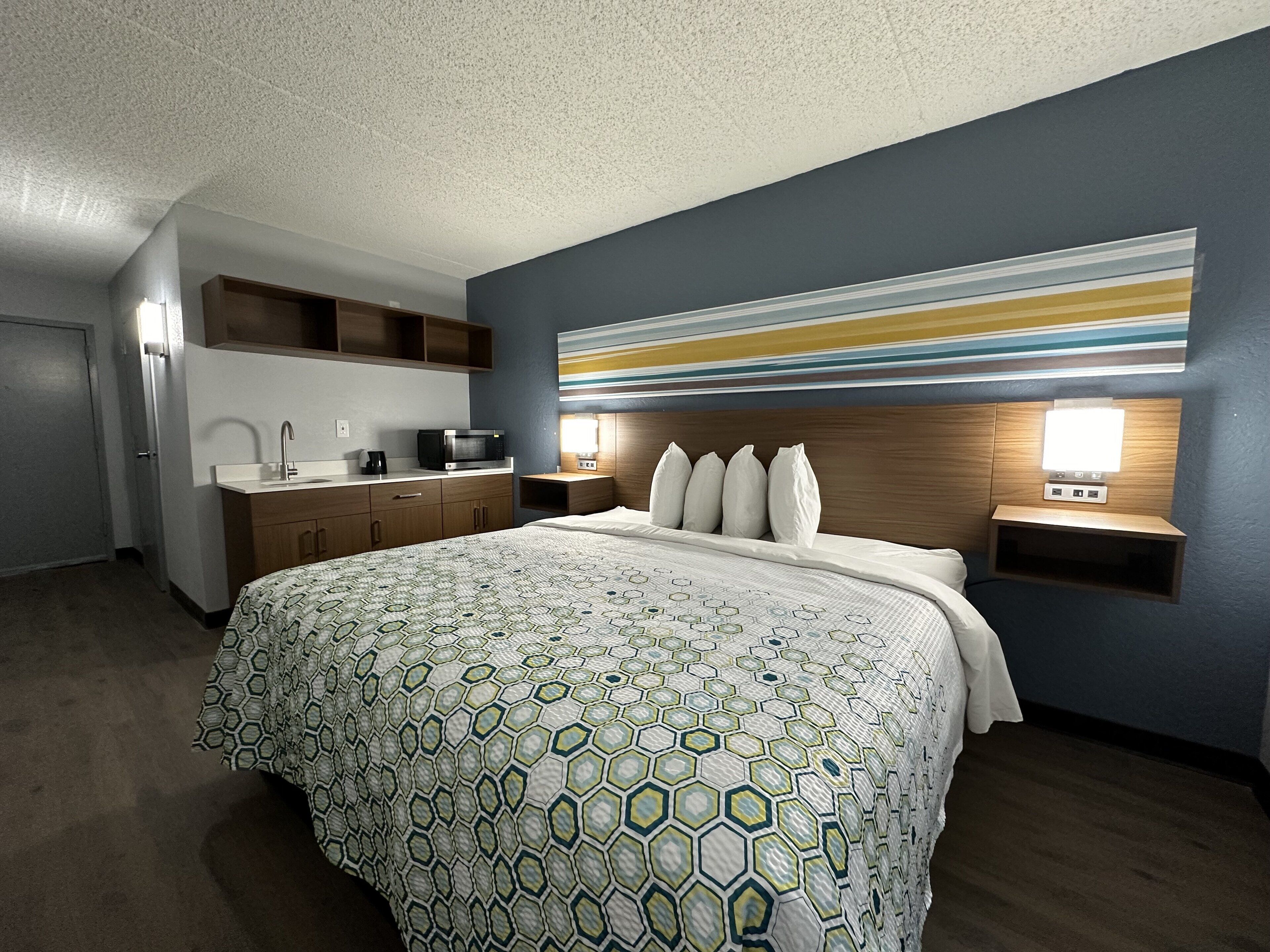 Foto - HomeTowne Studios by Red Roof Richmond, VA - W Broad St