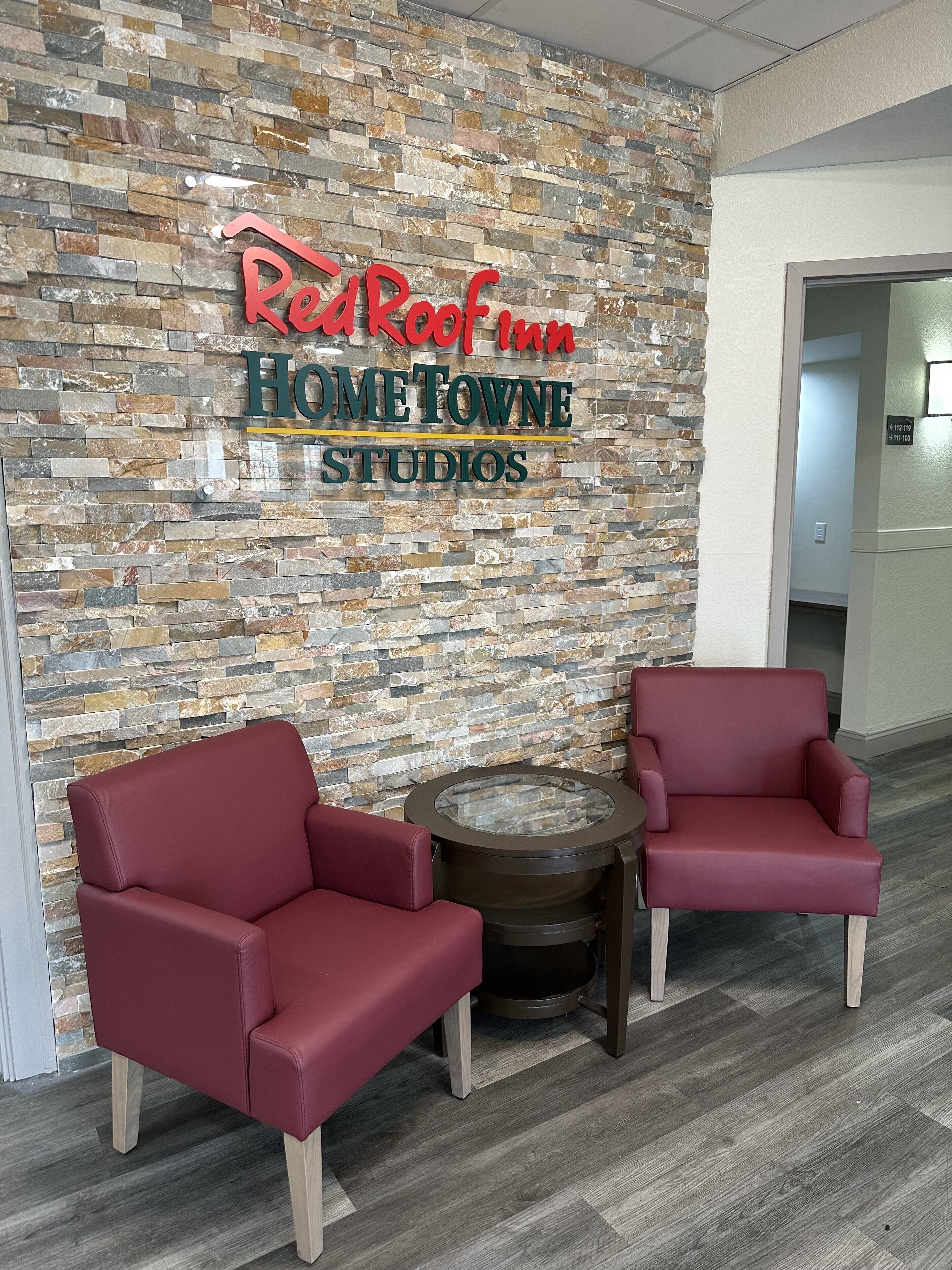 Foto - HomeTowne Studios by Red Roof Richmond, VA - W Broad St