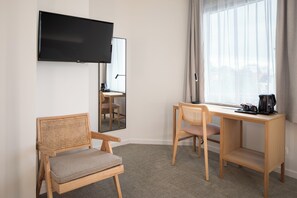 Comfort-Doppelzimmer | Allergikerbettwaren, Zimmersafe, Schreibtisch, kostenlose Babybetten
