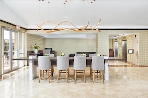 Reception - DoubleTree by Hilton Dallas - Market Center (Dallas)