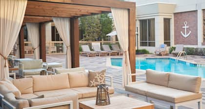 DoubleTree by Hilton Dallas - Market Center