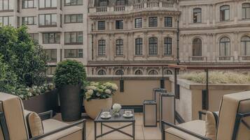 Grand Terrace Suite | Terras