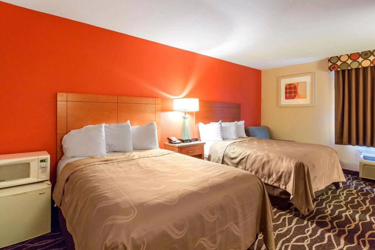 Premium bedding, pillowtop beds, in-room safe, desk