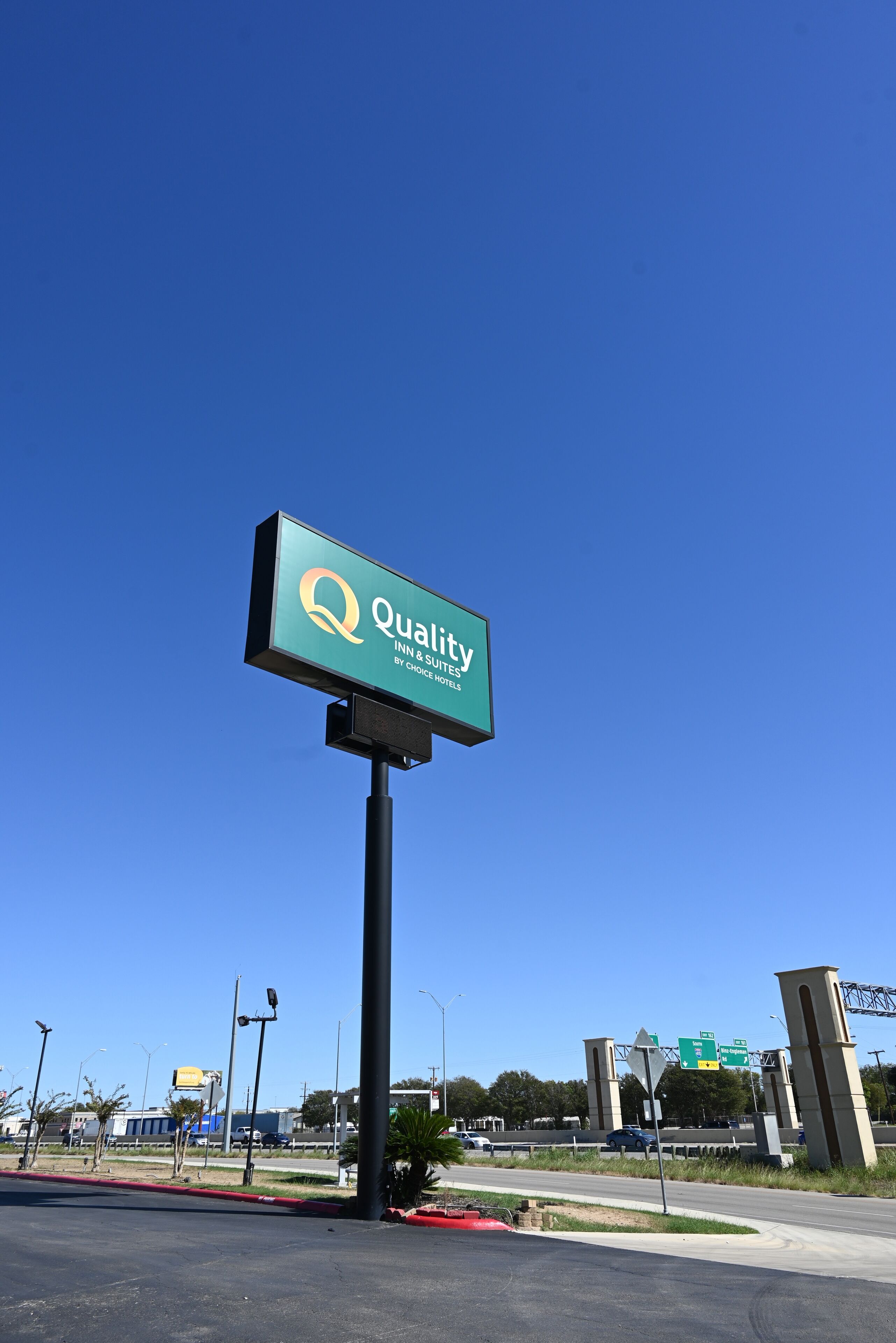 Photo - Quality Inn & Suites I-35 near Frost Bank Center