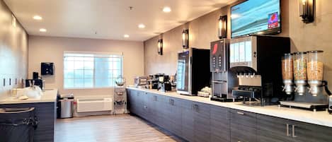 Free daily continental breakfast