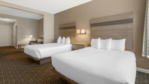 Suite, 2 queensize-senger, ikke-røyk, kjøleskap og mikrobølgeovn | Safe på rommet, skrivebord og skrivebord for bærbar PC
