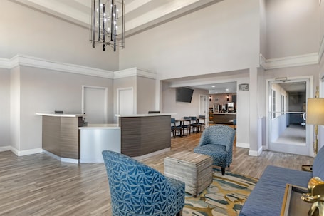 Hall. Best Western Kettleman City Inn & Suites