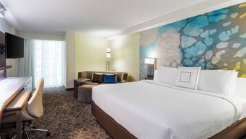 Hypo-allergenic bedding, in-room safe, desk, laptop workspace